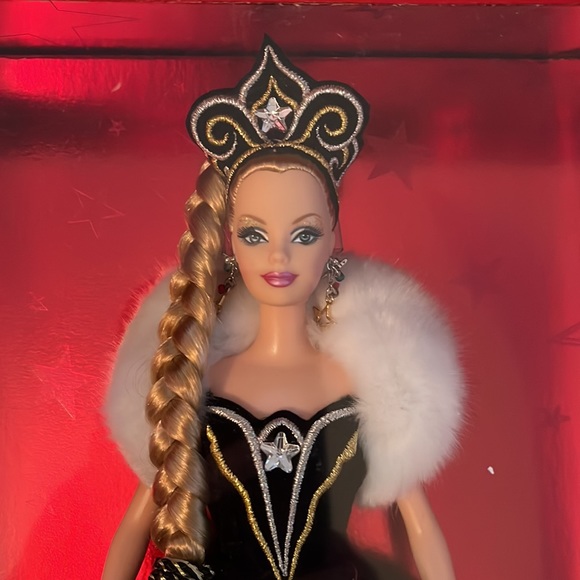 Holiday Barbie Doll by Bob Mackie- 2006 NIB - Picture 2 of 5